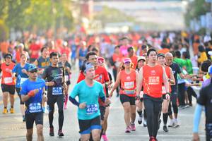 BIB: 2021, 2427
                            <button type="button" onclick="openModal(12775215)" class="btn btn-primary btn-sm float-right btn-popup" data-toggle="modal" data-target=".modal-high-quality">
                        <i class="fas fa-shopping-cart"></i> Add to Cart
                    </button>
                                            <button type="button" onclick="isThisMe(12775215, true)" class="btn btn-success btn-sm float-right btn-popup btn-isme hidden" data-toggle="tooltip" data-placement="bottom" title="นี่คือรูปของคุณใช่ไหม คลิกที่นี่เพื่อเอาเข้าอัลบั้ม">
                        <i class="fas fa-plus"></i> Add to album
                    </button>
                    <button type="button" onclick="isThisMe(12775215, false)" class="btn btn-warning btn-sm float-right btn-popup btn-isnotme hidden">
                        <i class="fas fa-ban"></i> Remove from album
                    </button>
